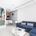 Capital - Towarowa Apartamento *