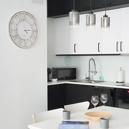 Capital - Towarowa Apartment Poznan