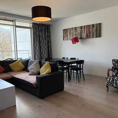 Capital - Towarowa * 포즈난