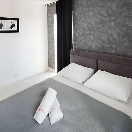 Capital - Towarowa * Poznaň