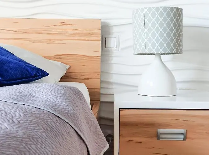 Capital - Towarowa *