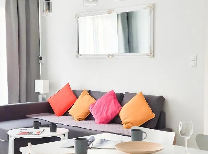 Capital - Towarowa 아파트