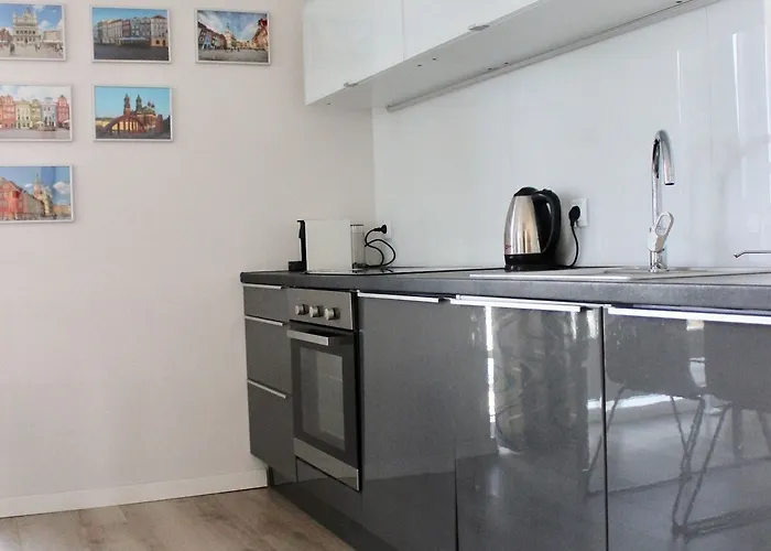 Capital - Towarowa شقة