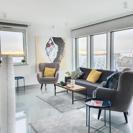 Capital - Towarowa Апартаменты Познань