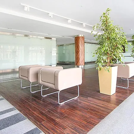 Capital - Towarowa *