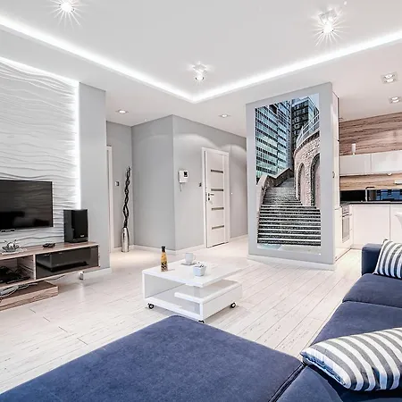 Capital - Towarowa Poznan