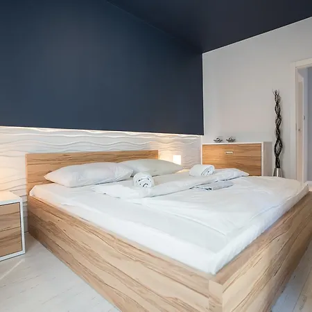 Capital - Towarowa Poznan