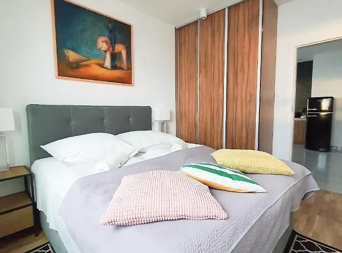 Capital - Towarowa Poznan