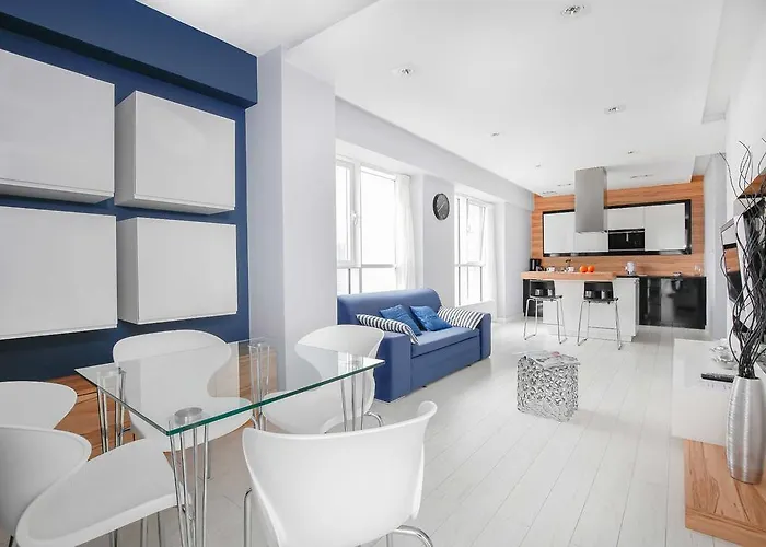 Capital - Towarowa شقة *