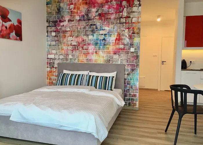 Capital - Towarowa *